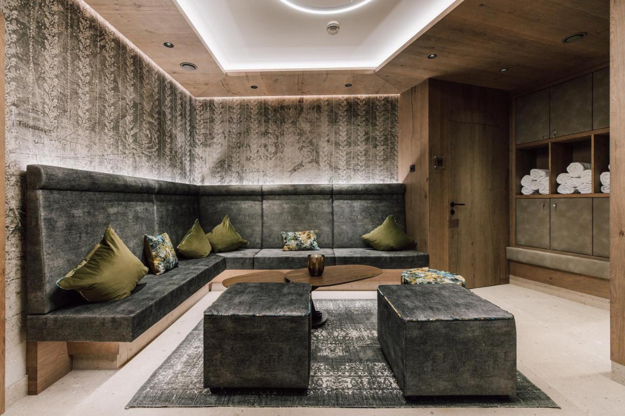 Hotel Gabi Wals-Siezenheim ภายนอก รูปภาพ
