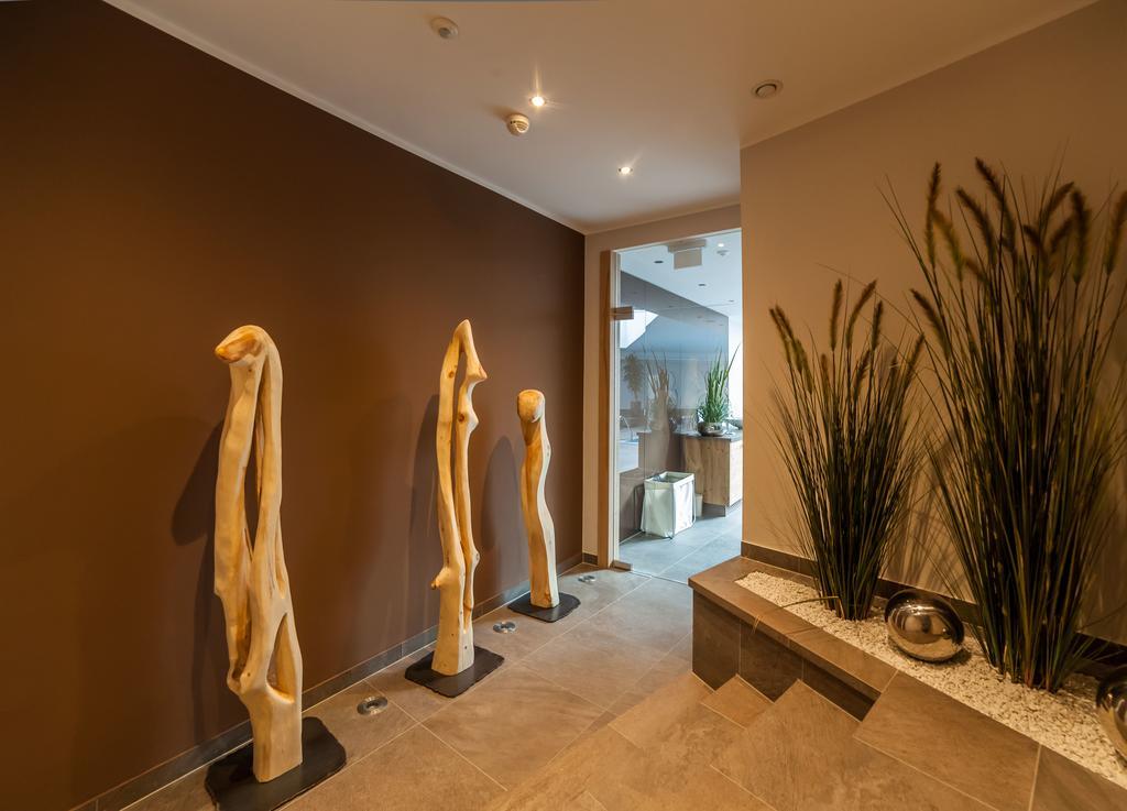 Hotel Gabi Wals-Siezenheim ภายนอก รูปภาพ