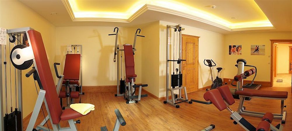 Hotel Gabi Wals-Siezenheim ภายนอก รูปภาพ