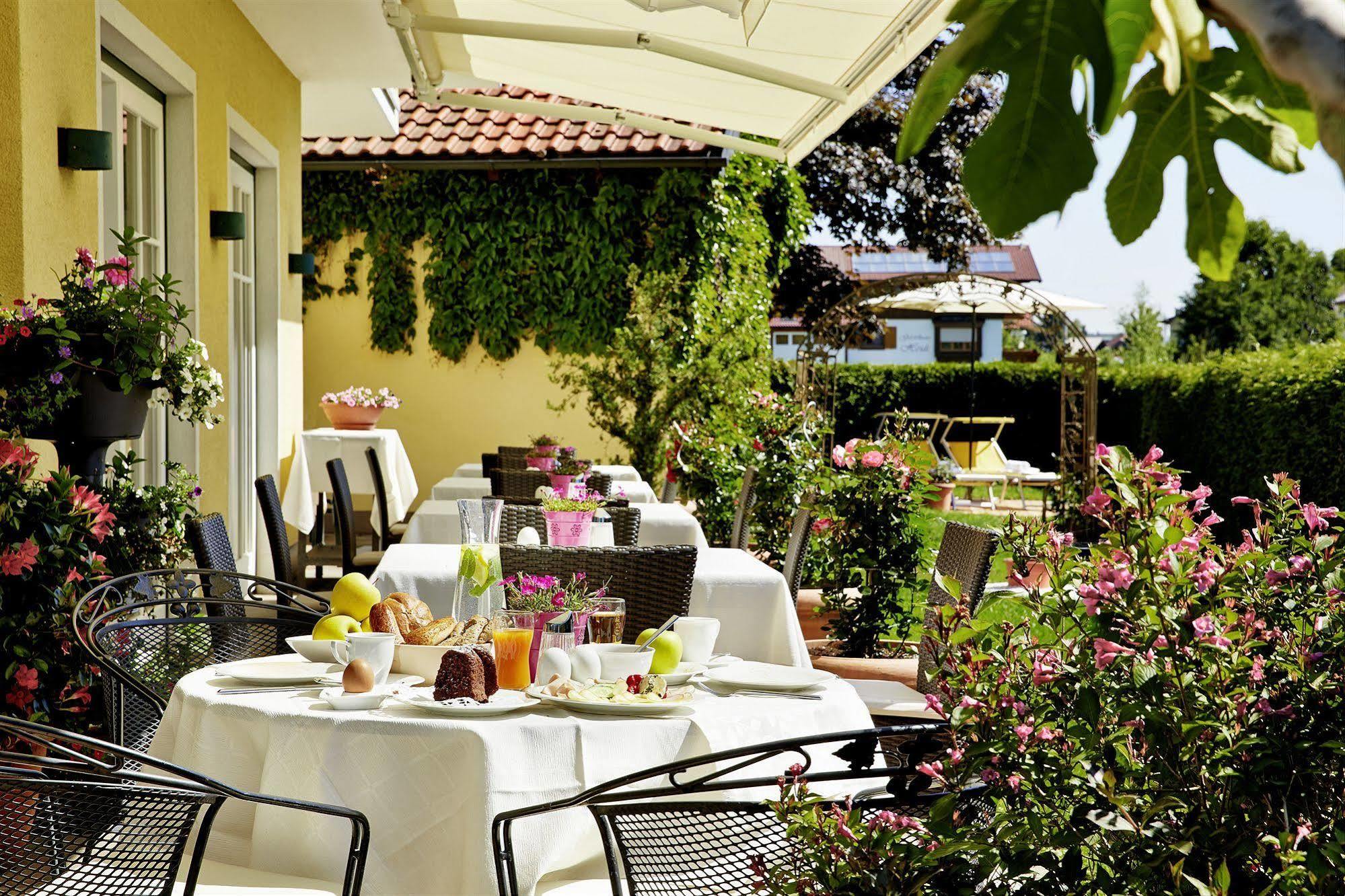 Hotel Gabi Wals-Siezenheim ภายนอก รูปภาพ