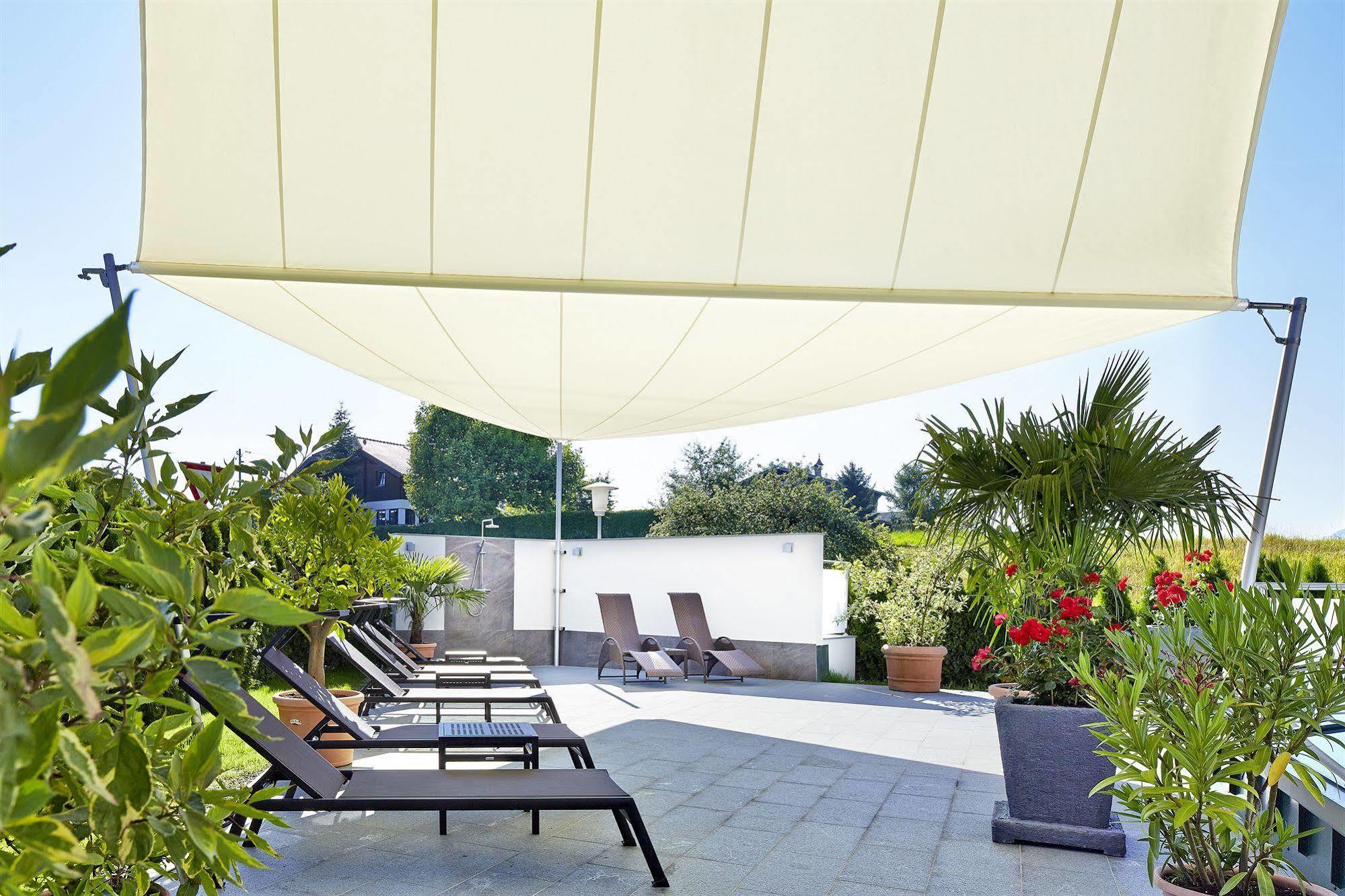 Hotel Gabi Wals-Siezenheim ภายนอก รูปภาพ